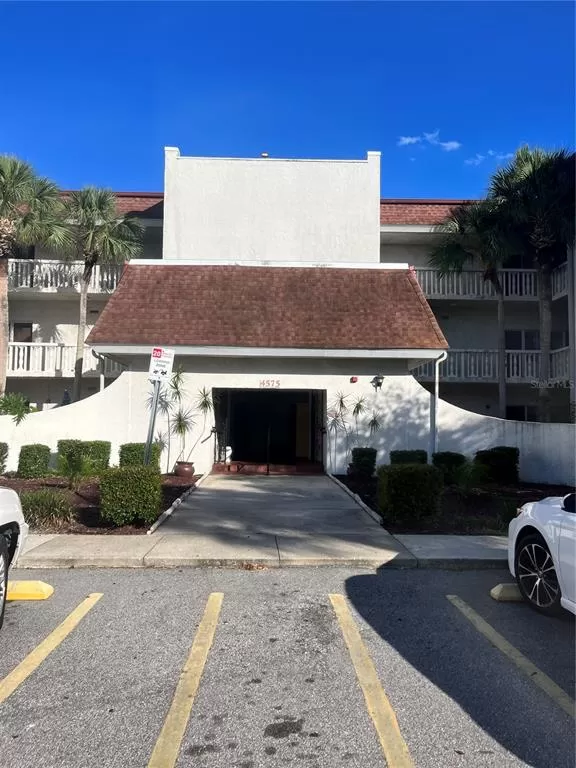 MLS: O6108743 Condo For Sale