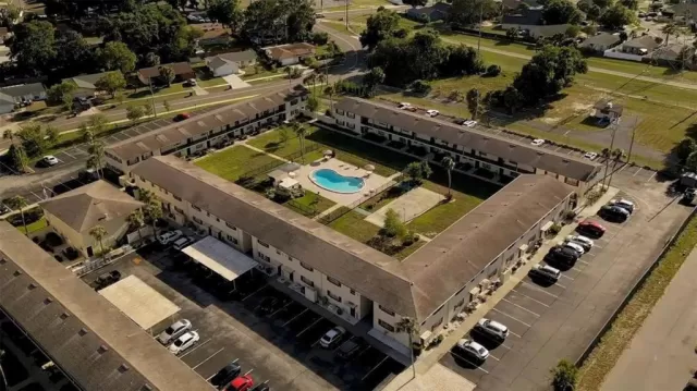 MLS: O6108888 Condo For Sale