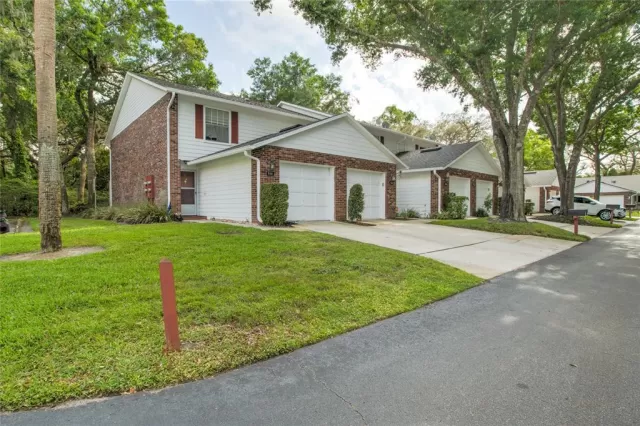 MLS: O6109052 Condo For Sale