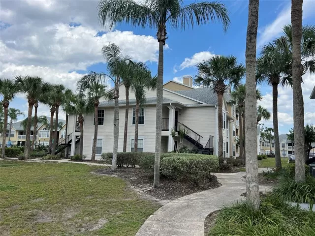 MLS: O6109857 Condo For Sale