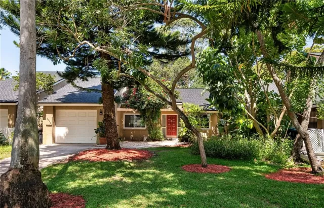 MLS: O6110922 Condo For Sale