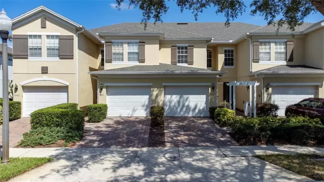 MLS: O6111614 Condo For Sale