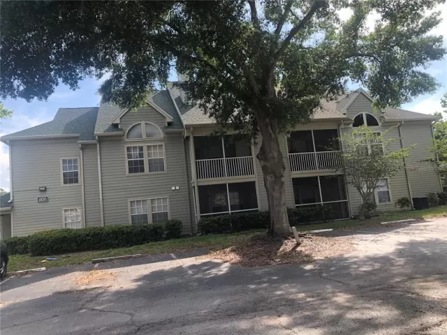 MLS: O6111963 Condo For Sale