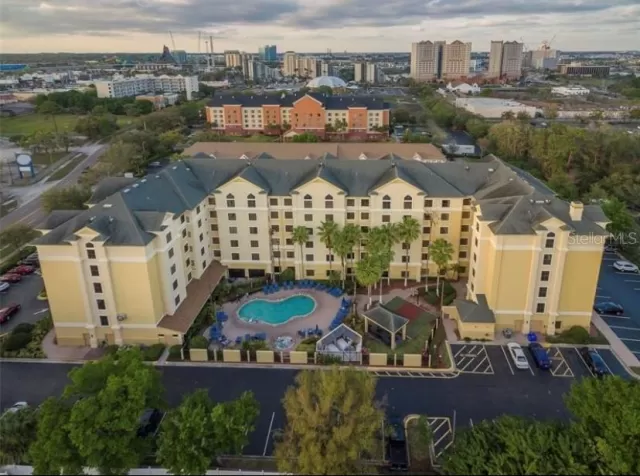 MLS: O6112240 Condo For Sale