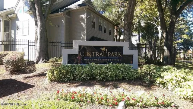 MLS: O6112486 Condo For Sale