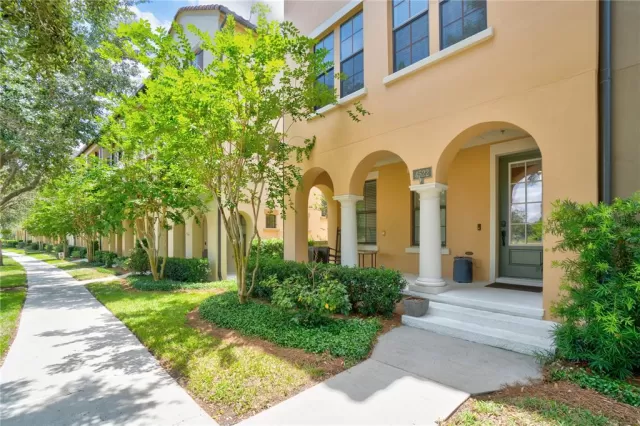 MLS: O6113141 Condo For Sale
