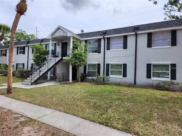 MLS: O6113143 Condo For Sale