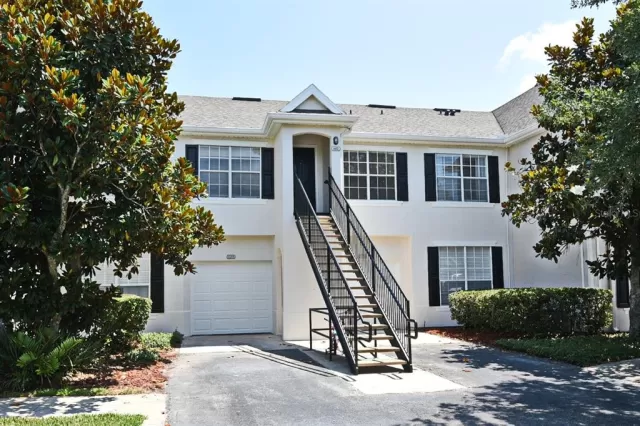 MLS: O6113395 Condo For Sale