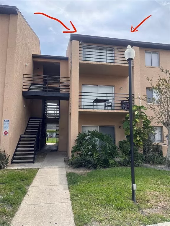 MLS: O6113485 Condo For Sale