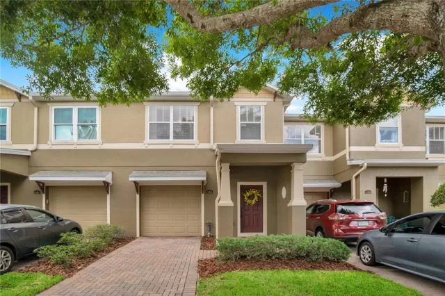 MLS: O6113642 Condo For Sale