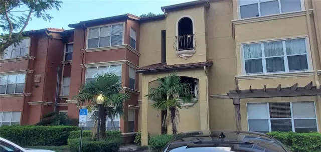 MLS: O6113925 Condo For Sale