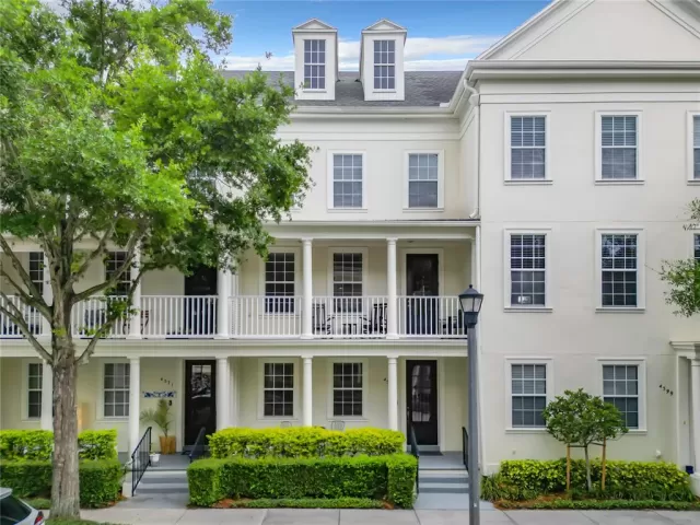 MLS: O6113953 Condo For Sale