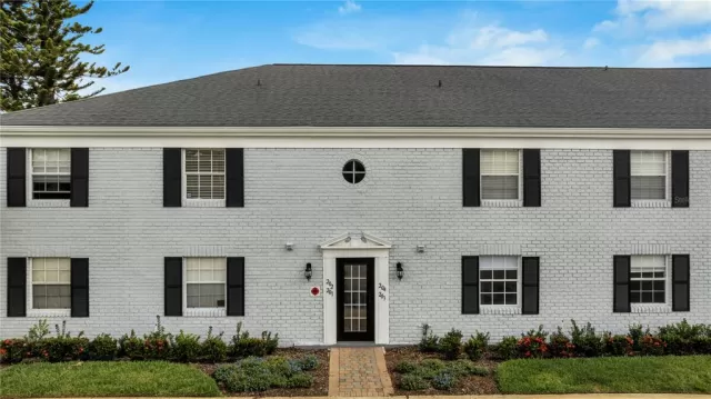 MLS: O6113971 Condo For Sale