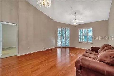 MLS: O6114956 Condo For Sale