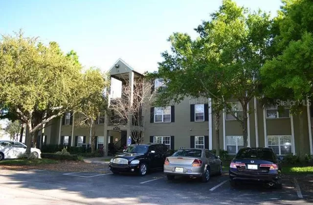 MLS: O6114962 Condo For Sale