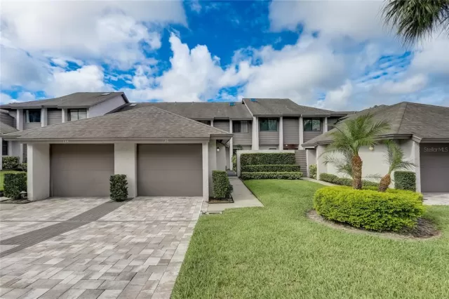 MLS: O6115022 Condo For Sale