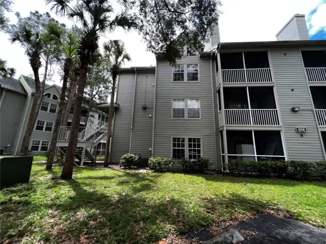 MLS: O6115613 Condo For Sale