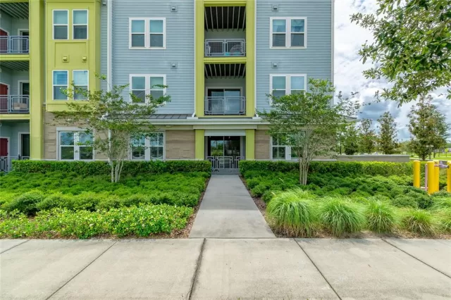 MLS: O6115902 Condo For Sale