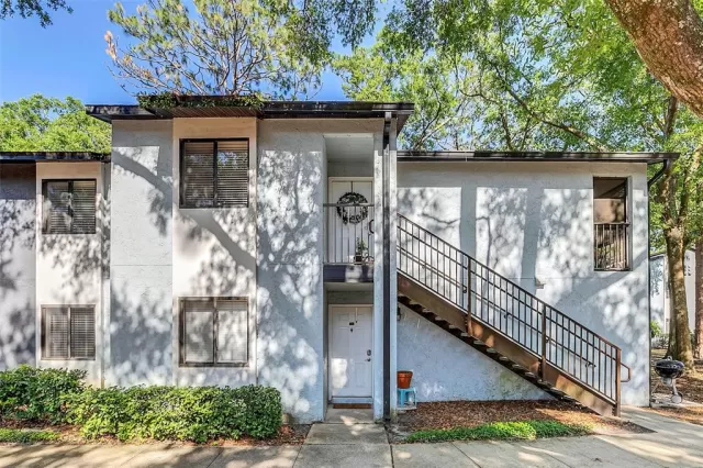 MLS: O6117211 Condo For Sale