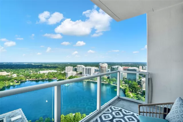 MLS: O6117248 Condo For Sale