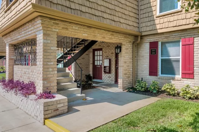 MLS: O6117839 Condo For Sale