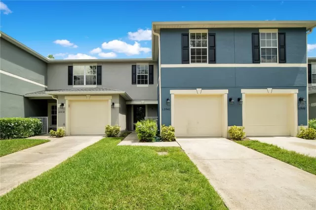 MLS: O6118391 Condo For Sale