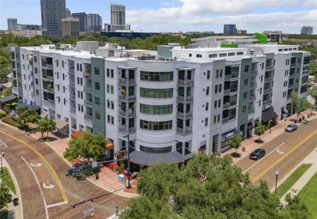 MLS: O6118625 Condo For Sale