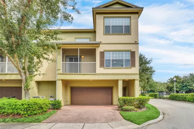 MLS: O6119601 Condo For Sale