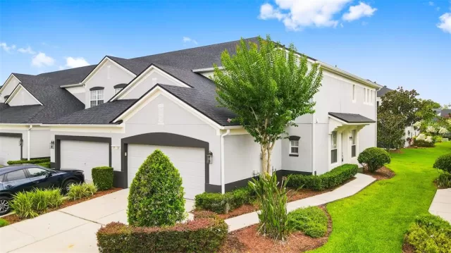 MLS: O6119697 Condo For Sale