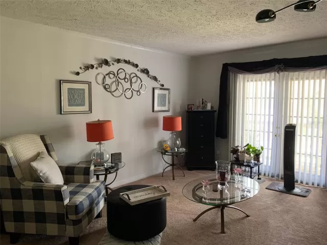 MLS: O6122054 Condo For Sale