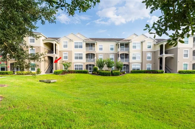 MLS: O6122190 Condo For Sale