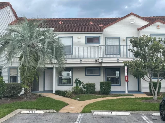 MLS: O6122610 Condo For Sale