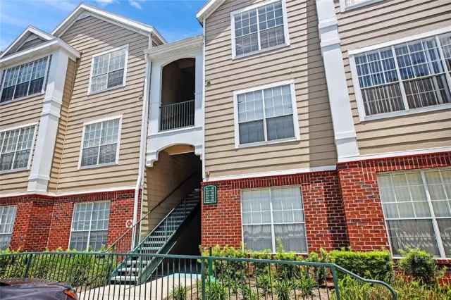 MLS: O6122801 Condo For Sale