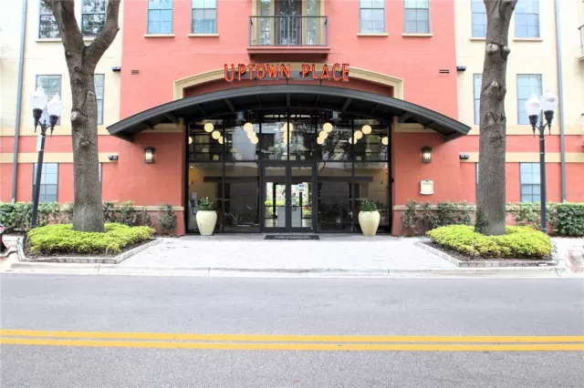 MLS: O6123189 Condo For Sale