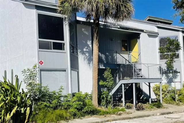MLS: O6124050 Condo For Sale