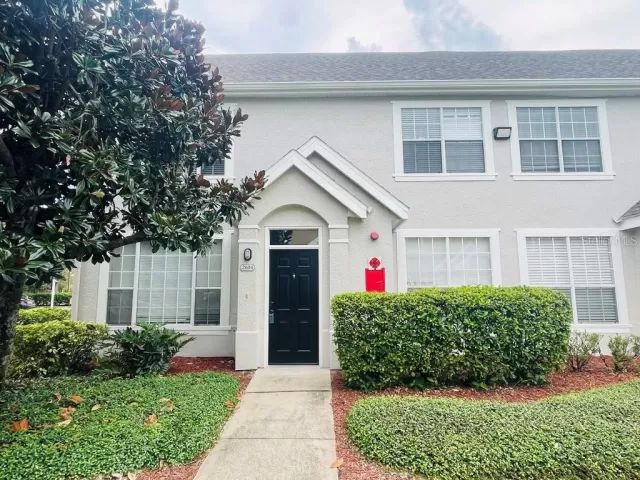 MLS: O6124739 Condo For Sale