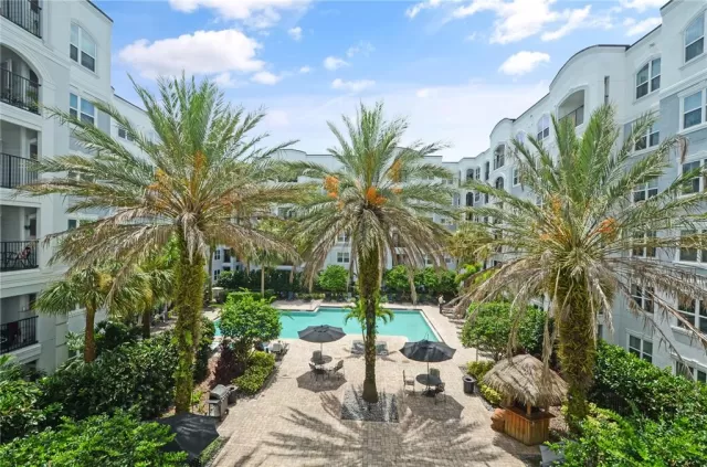 MLS: O6125062 Condo For Sale