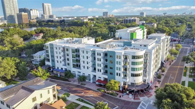 MLS: O6125522 Condo For Sale