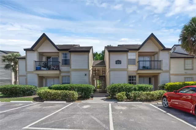 MLS: O6125992 Condo For Sale