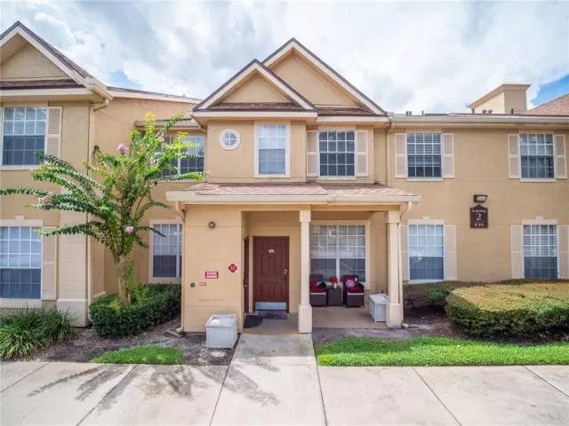 MLS: O6127351 Condo For Sale