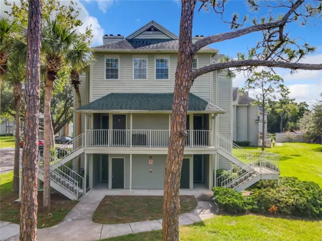 MLS: O6127548 Condo For Sale