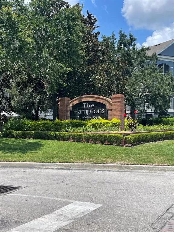 MLS: O6128210 Condo For Sale