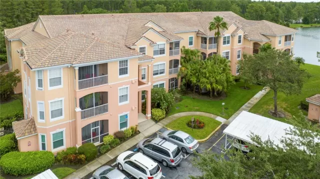 MLS: O6128434 Condo For Sale