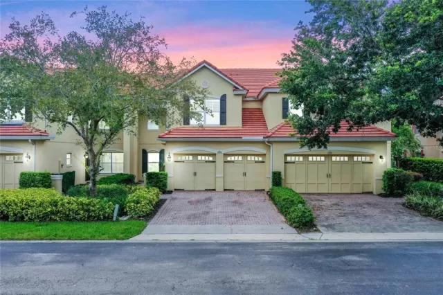 MLS: O6129140 Condo For Sale