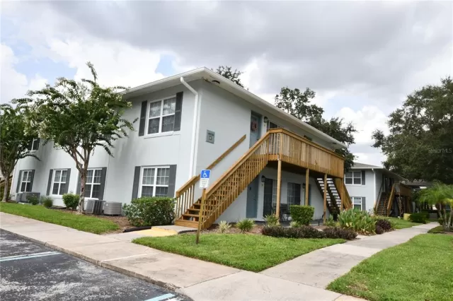 MLS: O6129606 Condo For Sale