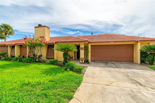 MLS: O6129879 Condo For Sale