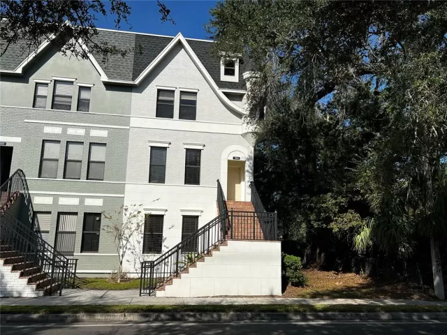 MLS: O6130381 Condo For Sale