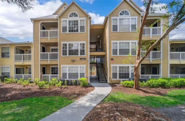 MLS: O6130674 Condo For Sale