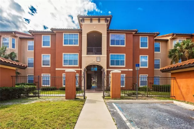 MLS: O6131005 Condo For Sale