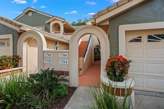 MLS: O6131033 Condo For Sale